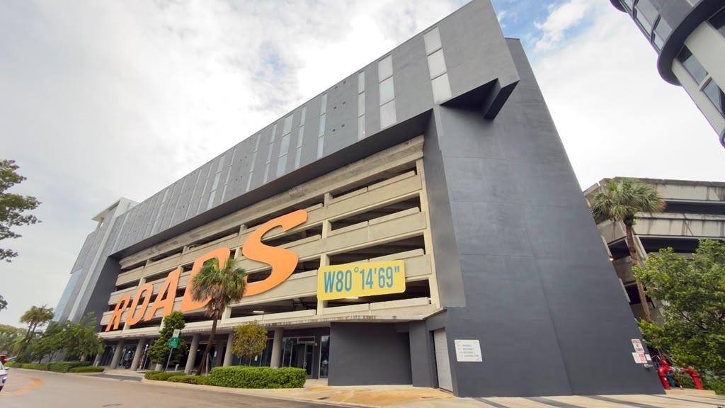 VOX Miami main exterior and signage